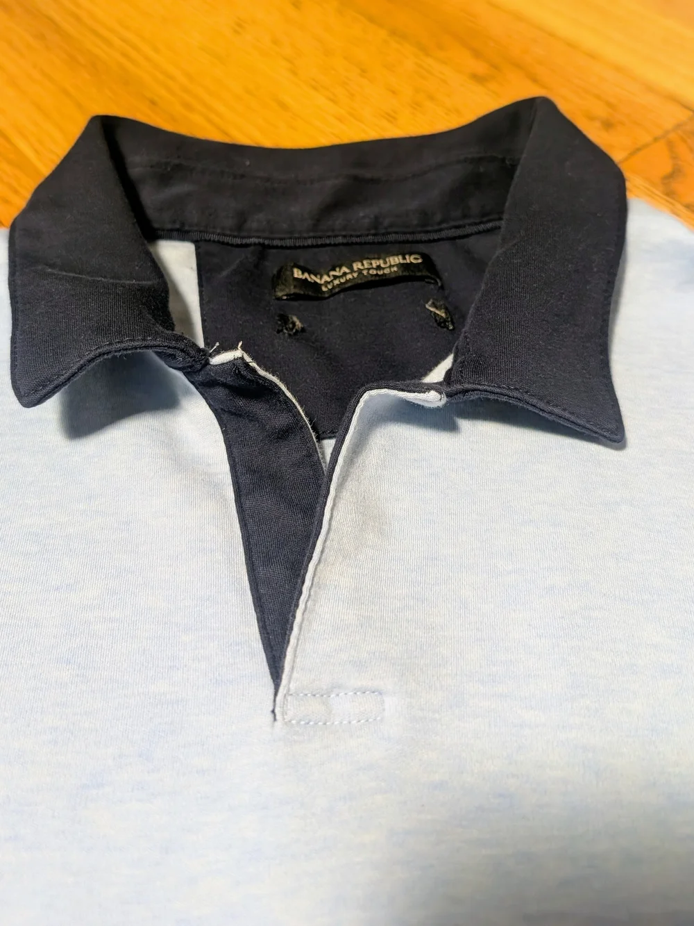 Banana Republic Luxury Touch Men’s Polo Shirt Blue Navy Contrast Collar